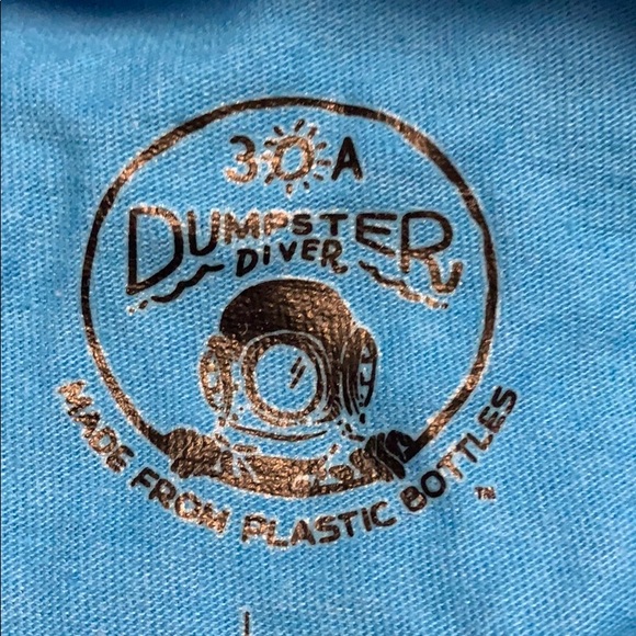 Mermaid vneck tee - Picture 5 of 5